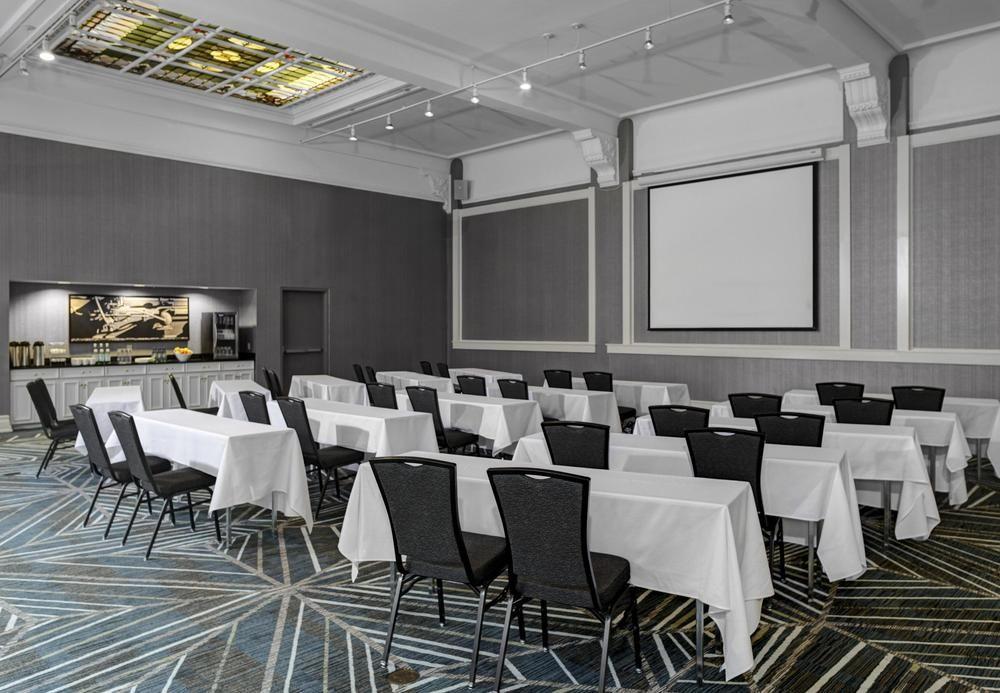Residence Inn By Marriott Cleveland Downtown Extérieur photo