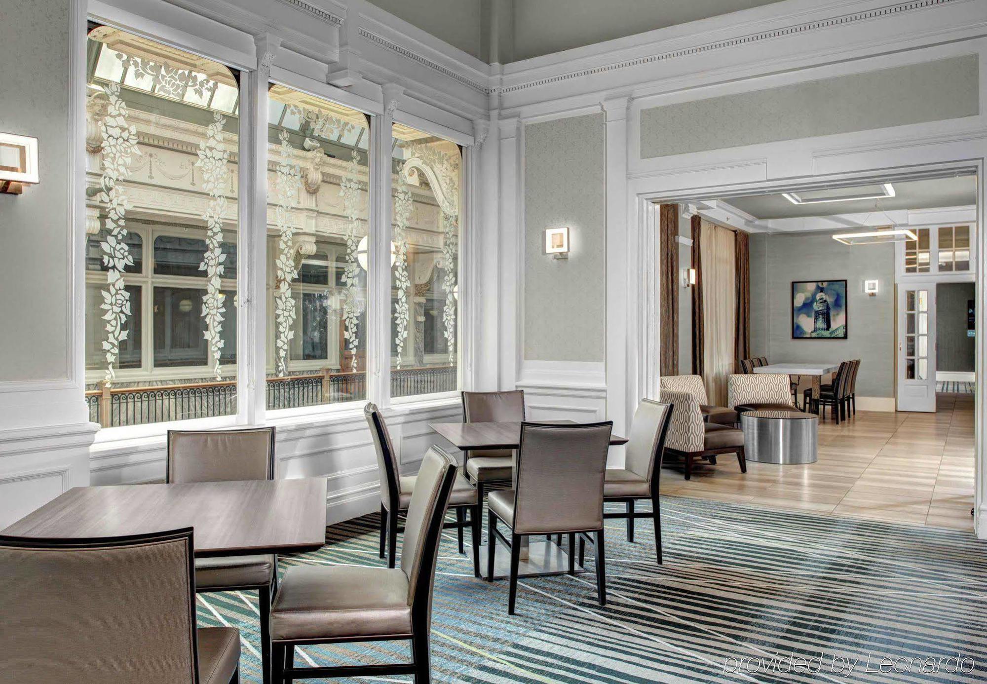 Residence Inn By Marriott Cleveland Downtown Extérieur photo